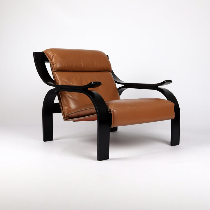 685 Arflex Woodline Sessel von Marco Zanuso – Frontalansicht eingedreht