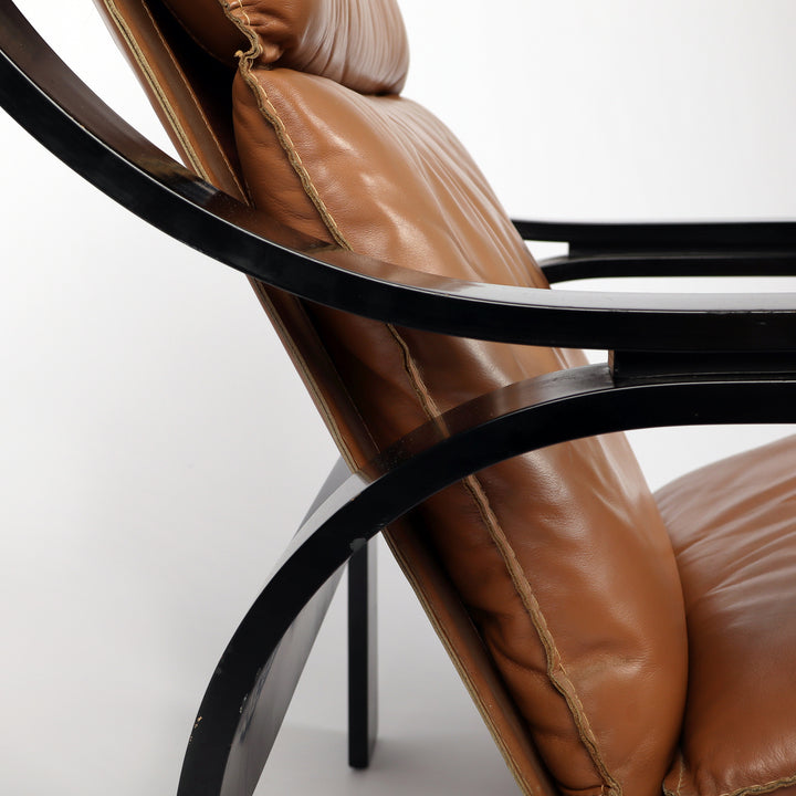 685 Arflex Woodline Sessel von Marco Zanuso – Detailansicht Rückenlehne und Gestell seitlich