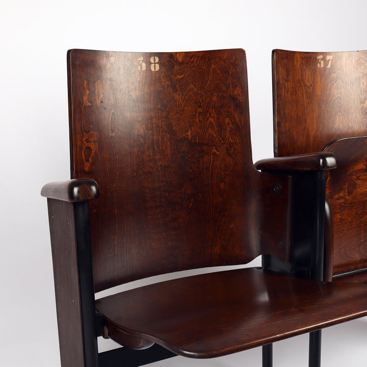 756 Mid-Century Kinosessel von Fibrocit – Detailansicht Rückenlehne und Sitzfläche