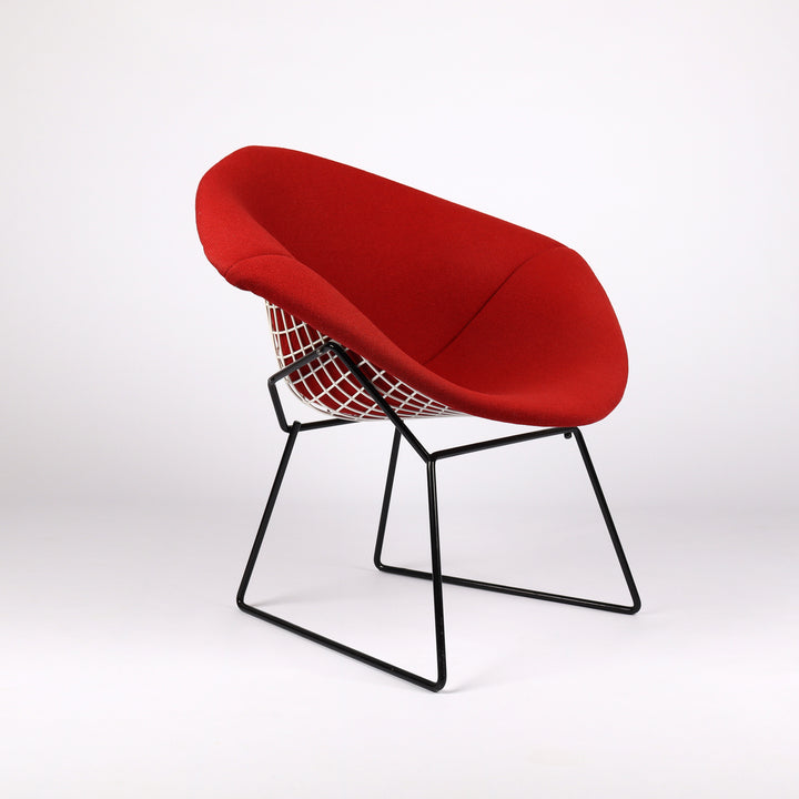 762 Knoll International Diamond Chair von Harry Bertoia Vollpolster rot – Frontalansicht eingedreht