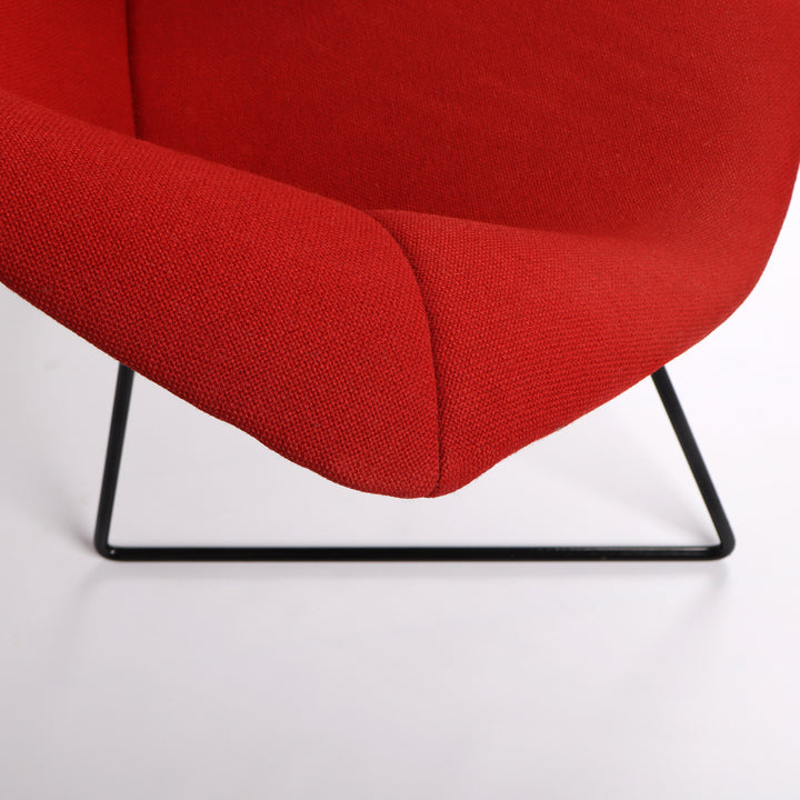 762 Knoll International Diamond Chair von Harry Bertoia Vollpolster rot – Detailansicht Armlehne rechts
