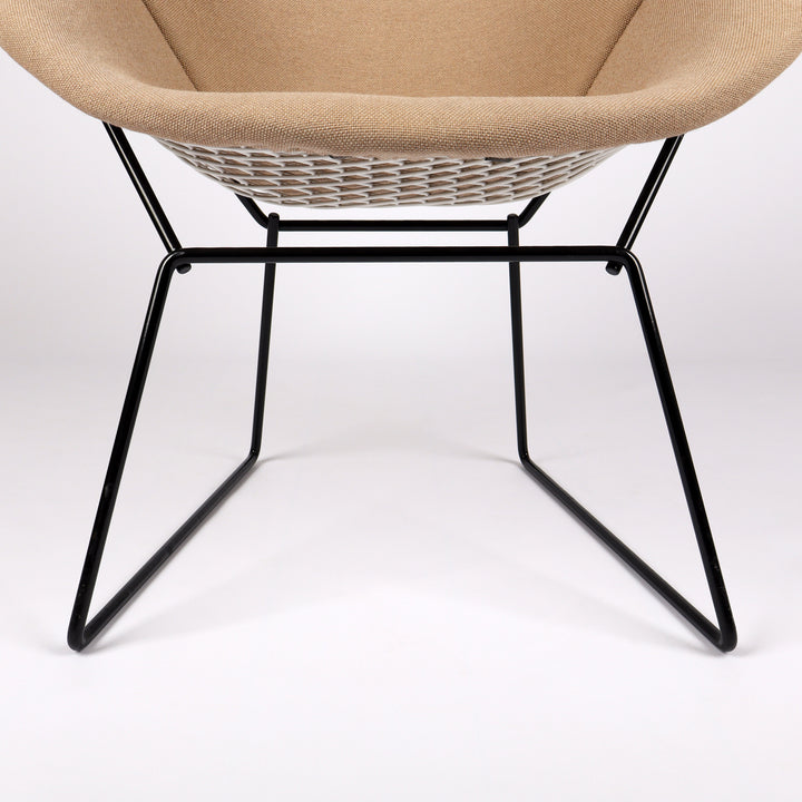 763 Knoll International Diamond Chair von Harry Bertoia Vollpolster beige – Detailansicht Gestell
