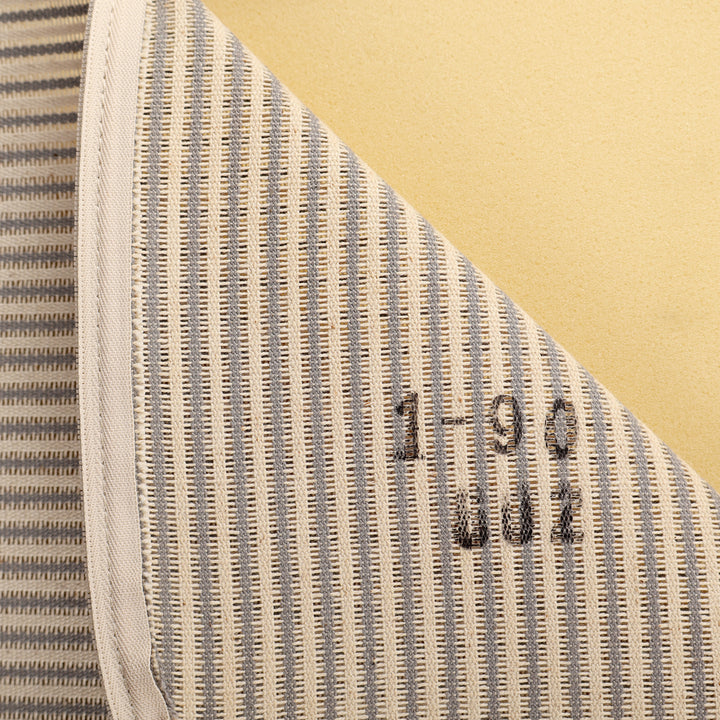 767 Ligne Roset Togo Ecksofa von Michel Ducaroy Leder schwarz – Detailansicht Herstellernachweis Unterseite