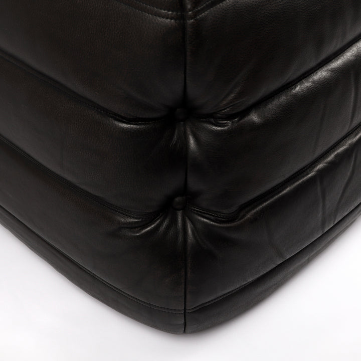 767 Ligne Roset Togo Ecksofa von Michel Ducaroy Leder schwarz – Detailansicht Rückseite