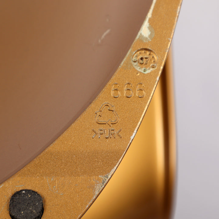 780 Limitierter Vitra Panton Chair von Verner Panton gold Sonderedition – Detailansicht Limitierung Stückzahl