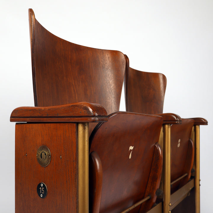 782 Mid-Century Kinosessel von Fibrocit – Detailansicht seitlich