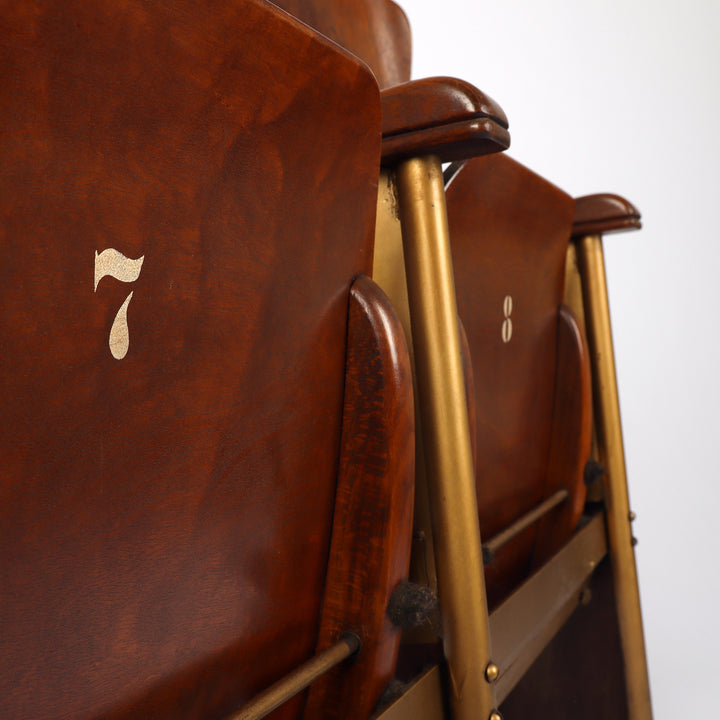 782 Mid-Century Kinosessel von Fibrocit – Detailansicht Sitznummerieung