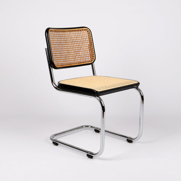 789 Thonet S 32 V Freischwinger Stuhl von Marcel Breuer – Frontalansicht eingedreht