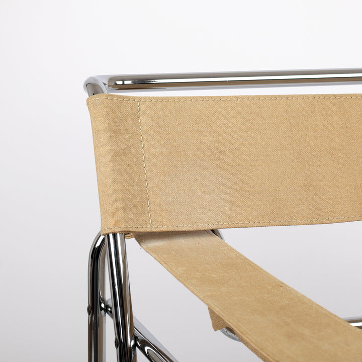 804 Gavina Wassily Chair von Marcel Breuer Leinen beige – Detailansicht frontal rechts