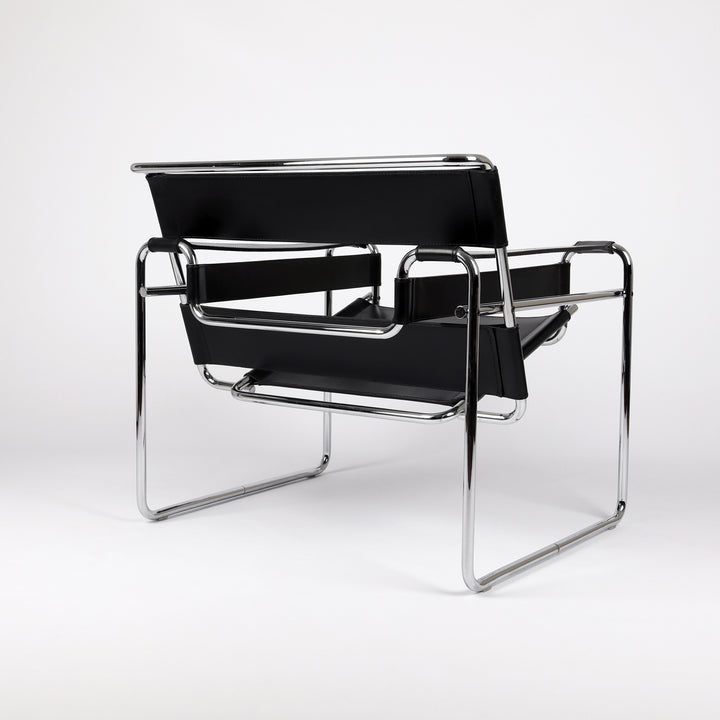 813 Knoll International Wassily Chair von Marcel Breuer Leder schwarz – Rückansicht
