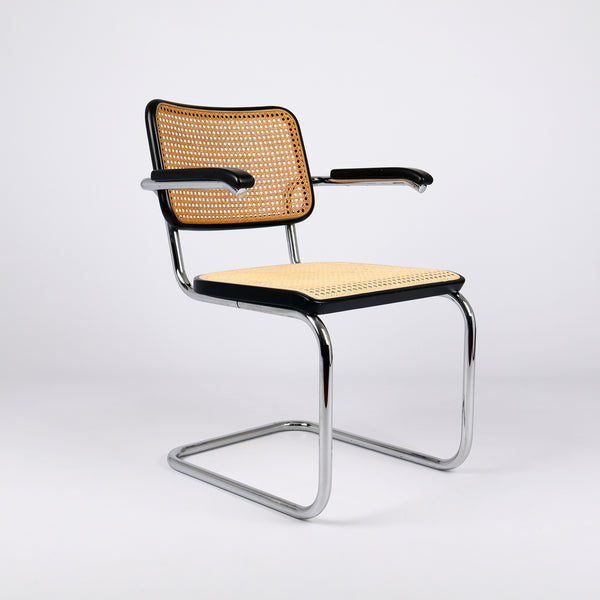 814 Thonet S64 V Freischwinger Stuhl von Marcel Breuer – Frontalansicht eingedreht