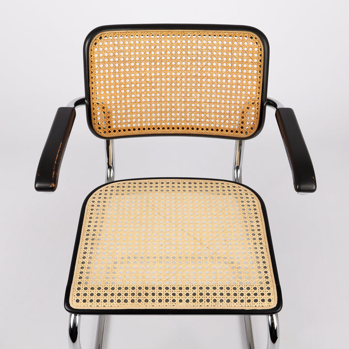 814 Thonet S64 V Freischwinger Stuhl von Marcel Breuer – Detailansicht Sitzfläche und Armlehnen von oben