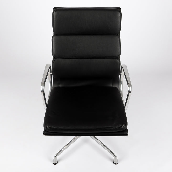 816 Vitra Soft Pad Chair EA 219 / EA 208 von Charles und Ray Eames – Frontalansicht von oben