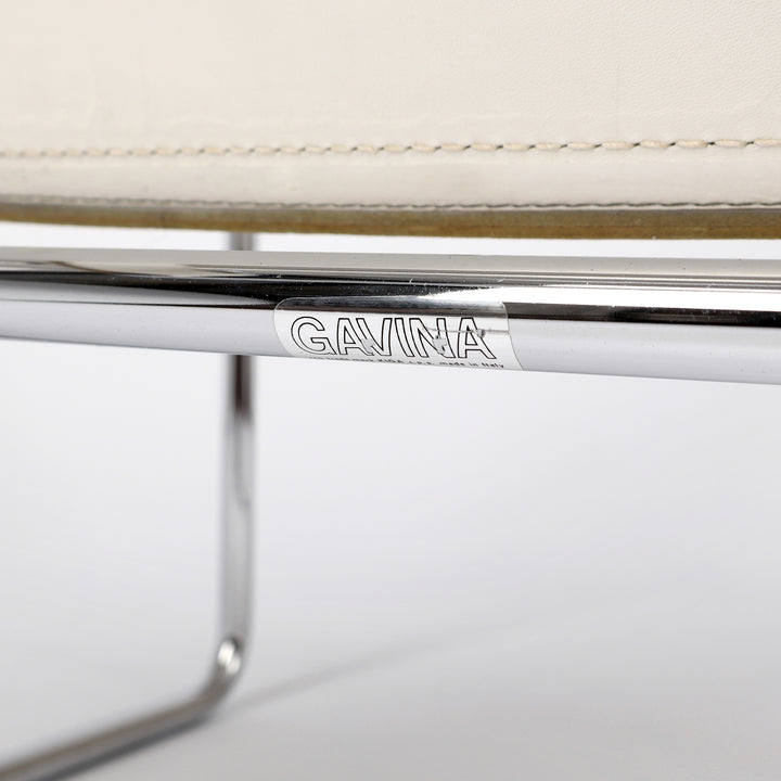 817 Gavina Knoll Wassily Chair von Marcel Breuer Leder weiß – Detailansicht Herstellernachweis